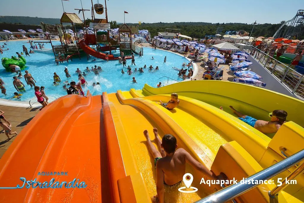 Istrian Premium Village Holiday Homes Novigrad Istria 4*,  Croazia